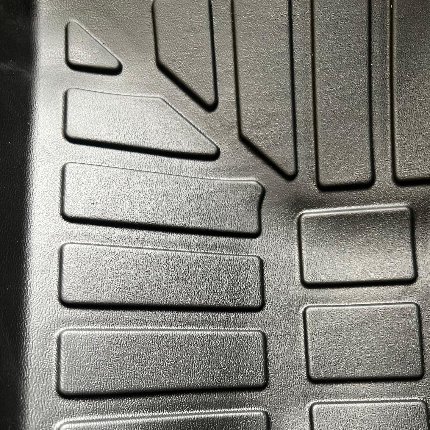 2021-2024 Tesla Model S Floor Mats Full Set (Plaid and Long Range)