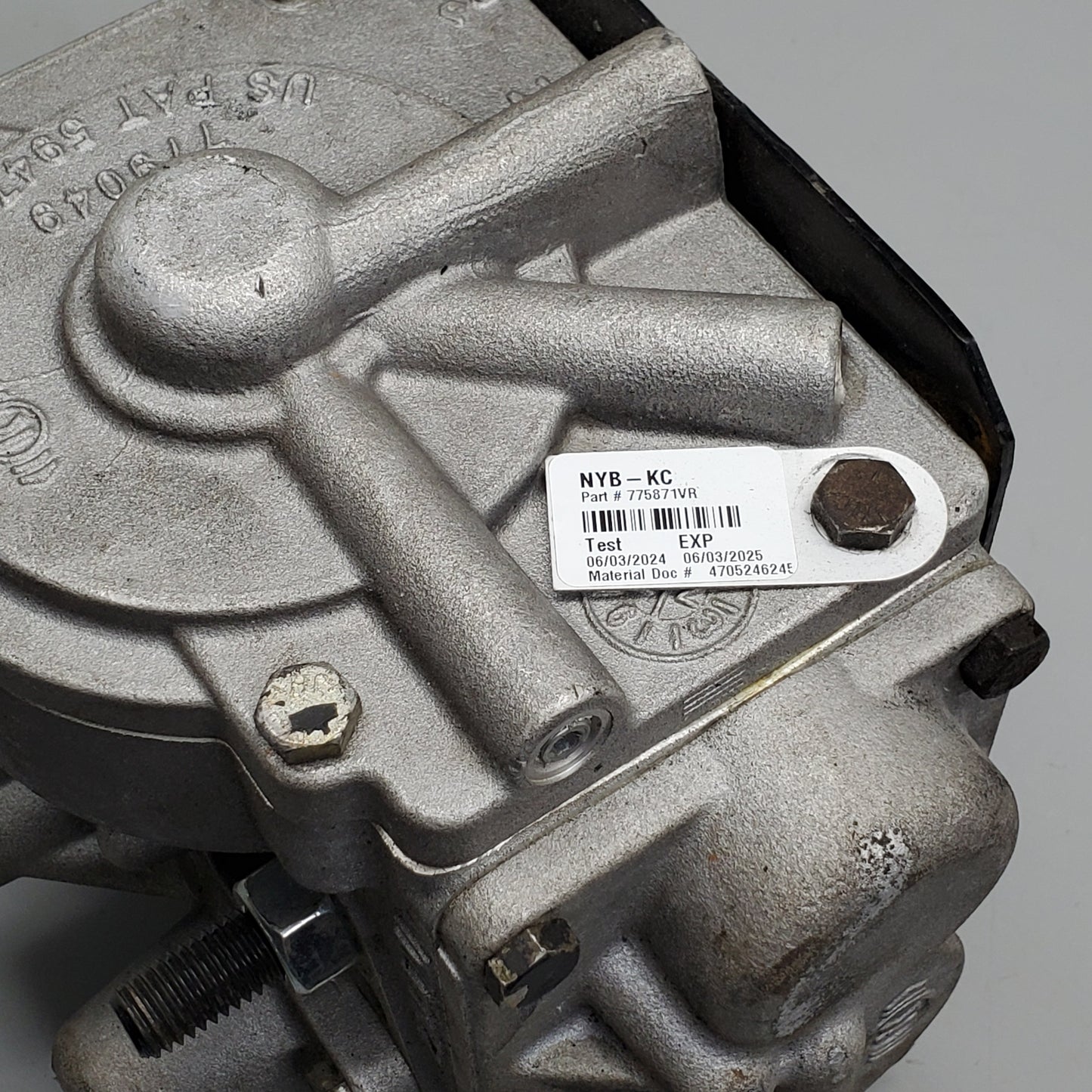 KNORR New York Air Brake Valve Locomotive Type DB20 775871 VR (Reman)