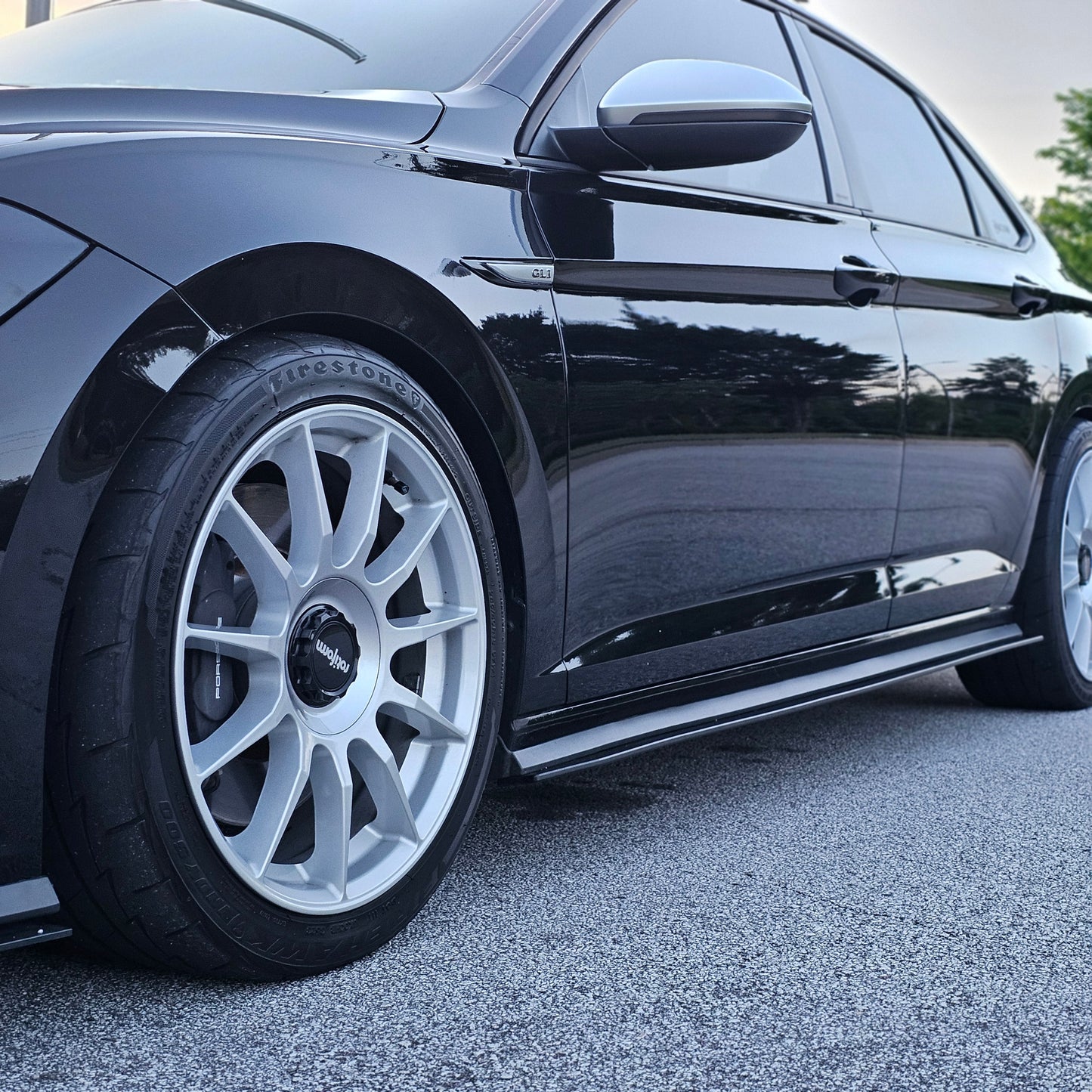 Side Skirt extension for MK7 & 7.5 GLI (2019 - 2025)