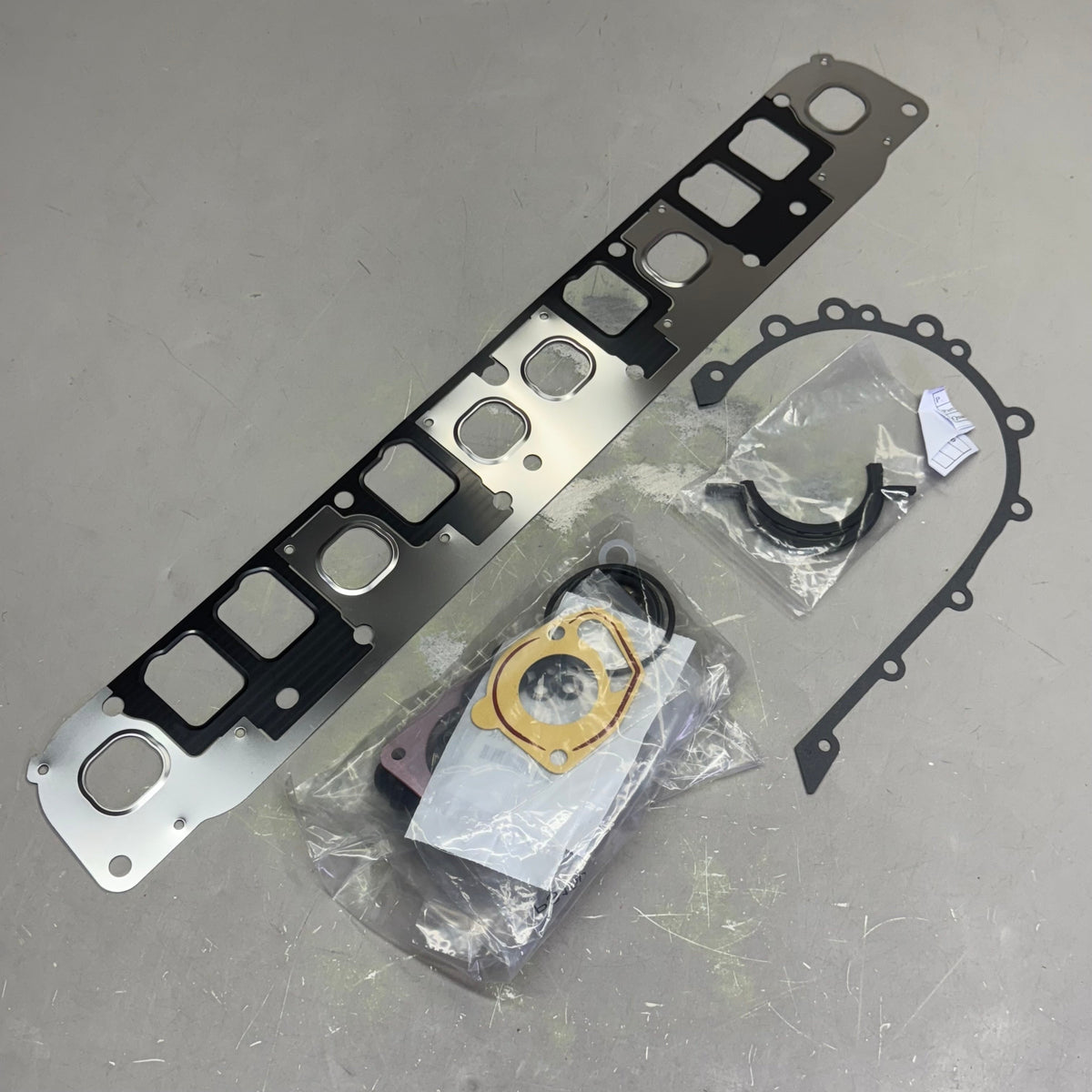 MAHLE Engine Kit Gasket Part Set Standard Thickness Jeep 95-3567