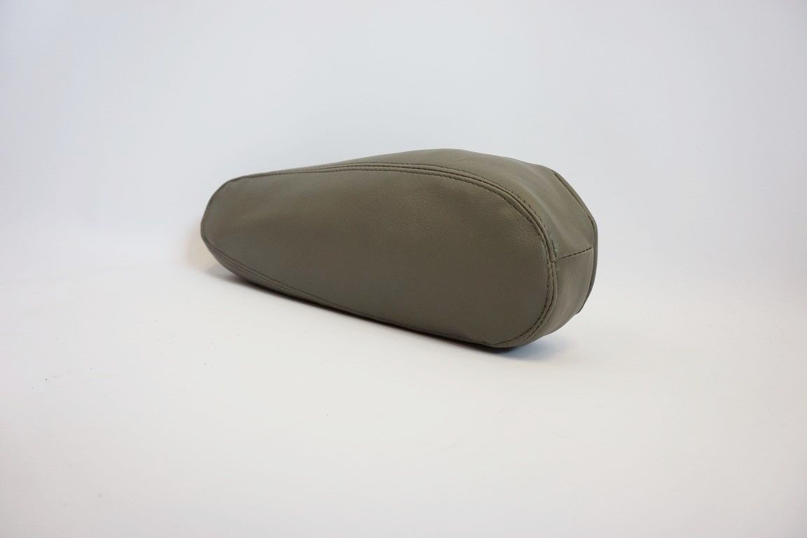 2003 - 2007 Chevy Silverado / Avalanche /Tahoe / Suburban & GMC Sierra / Yukon Armrest Cover