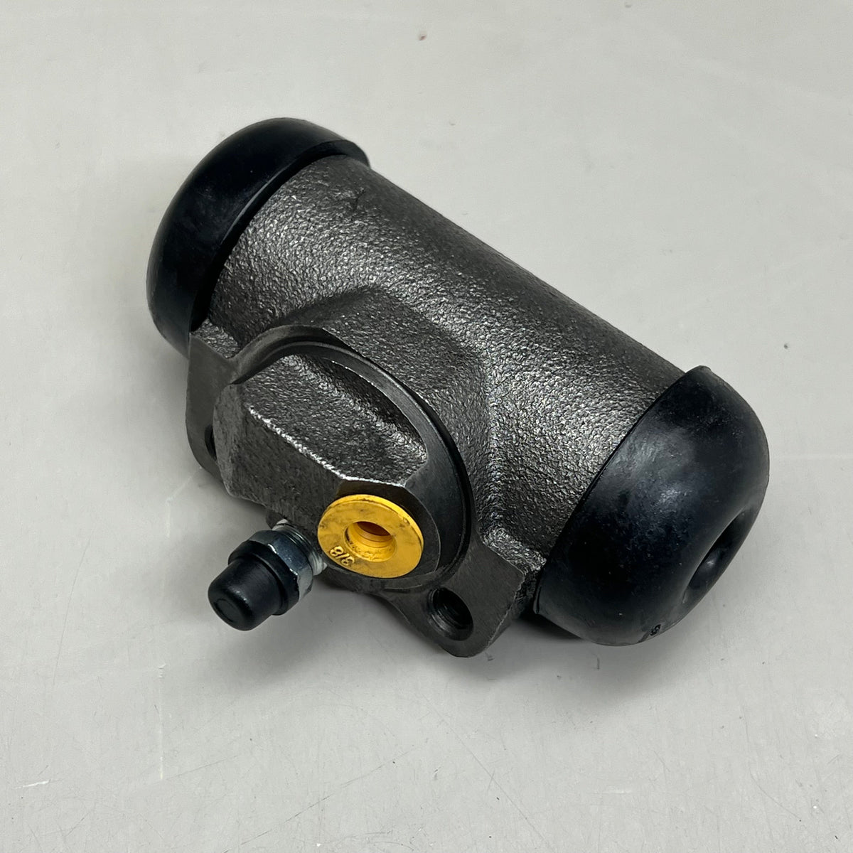 NAPA Wheel Cylinder for Ford & International Vehicles 37250