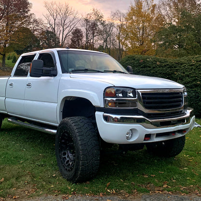 1999-2006 GMC Sierra/2007 Sierra Classic/2000-2006 Yukon/XL Factory Style Bumper Lights (Matte Black Housing/Clear Lens)