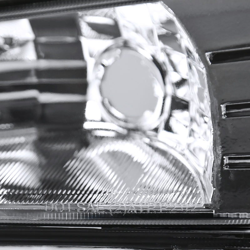 2002-2006 Chevrolet Avalanche 1500/2500 Factory Style Headlights w/ Bumper Signal Lights (Chrome Housing/Clear Lens)