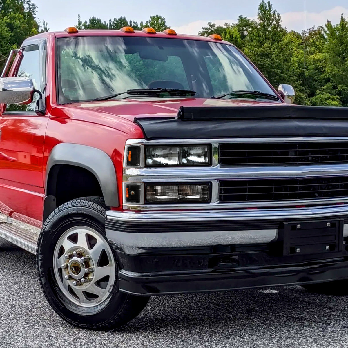 1994-1998 Chevrolet C/K Silverado/Tahoe Corner Lights (Matte Black Housing/Clear Lens)