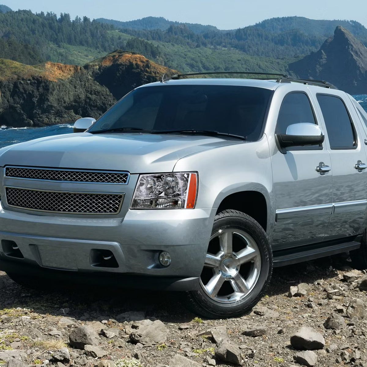 2007-2014 Chevrolet Avalanche/Tahoe/Suburban Factory Style Headlights (Chrome Housing/Clear Lens)
