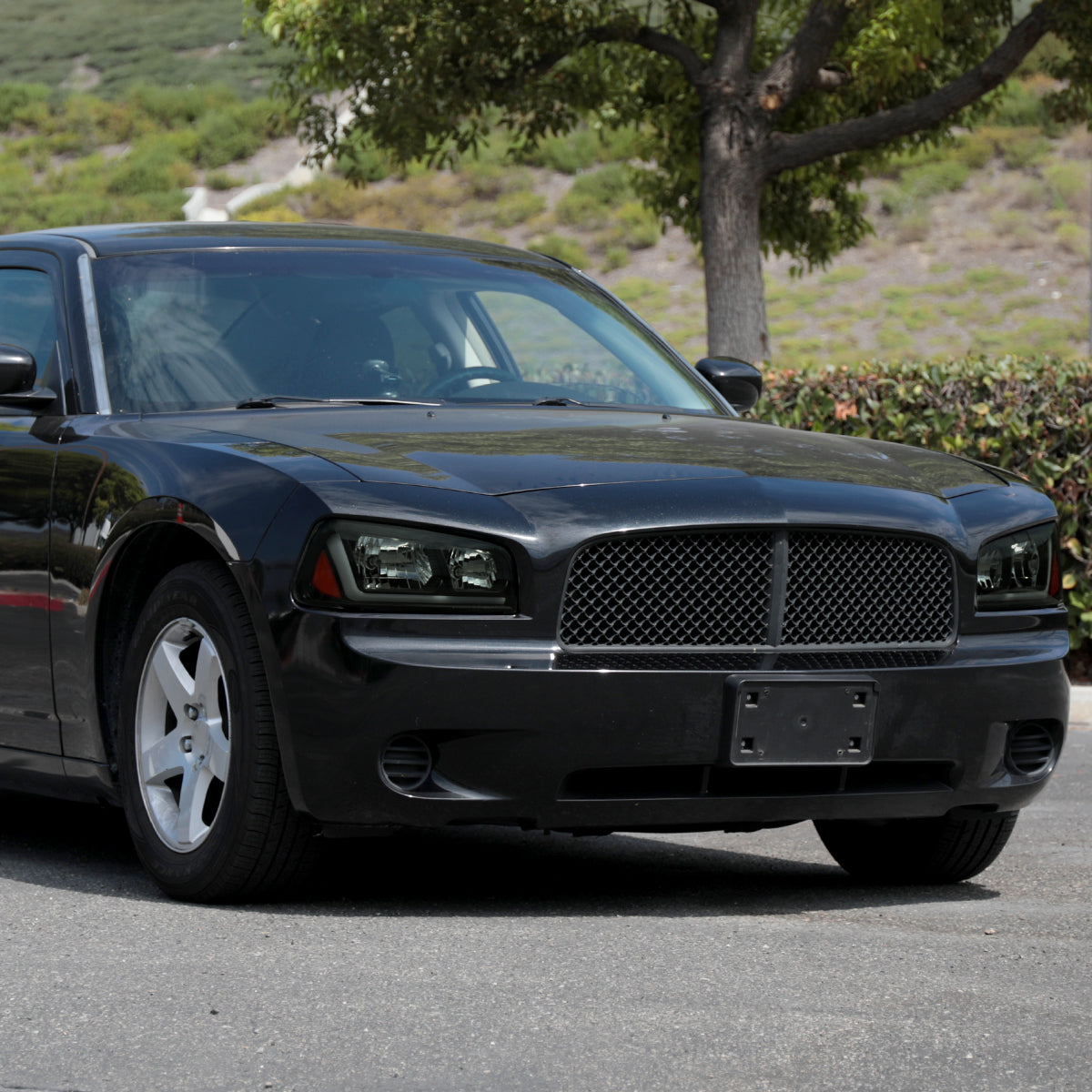 2006-2010 Dodge Charger Switchback Sequential LED Bar Factory Style Headlights (Matte Black Housing/Smoked Lens)