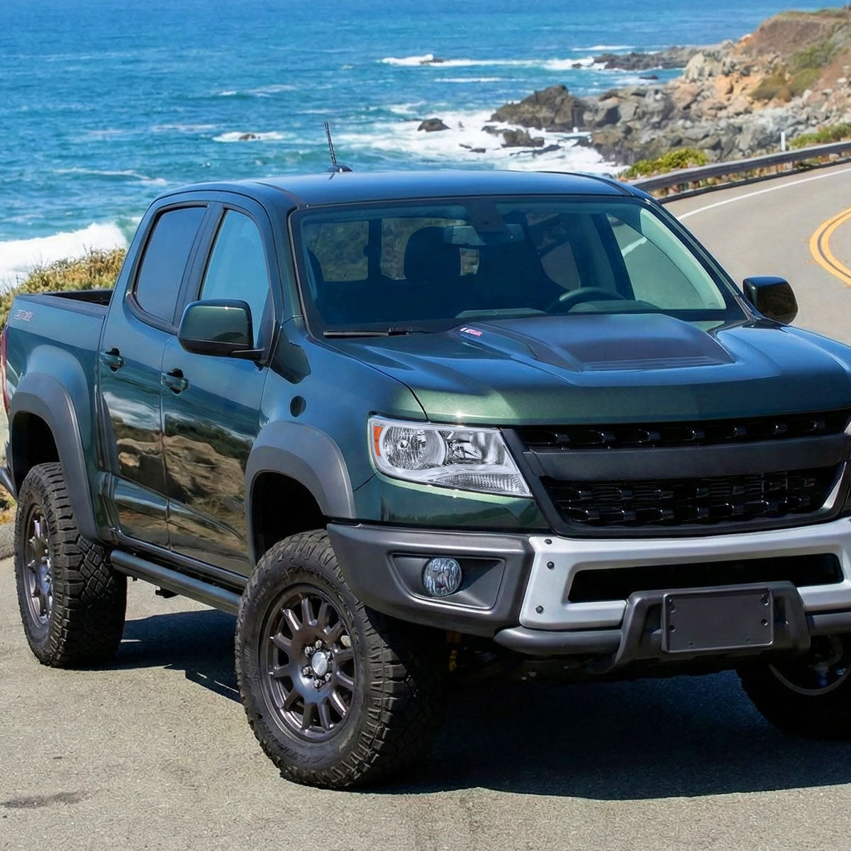 2015-2022 Chevrolet Colorado Factory Headlights (Chrome Housing / Clear Lens)