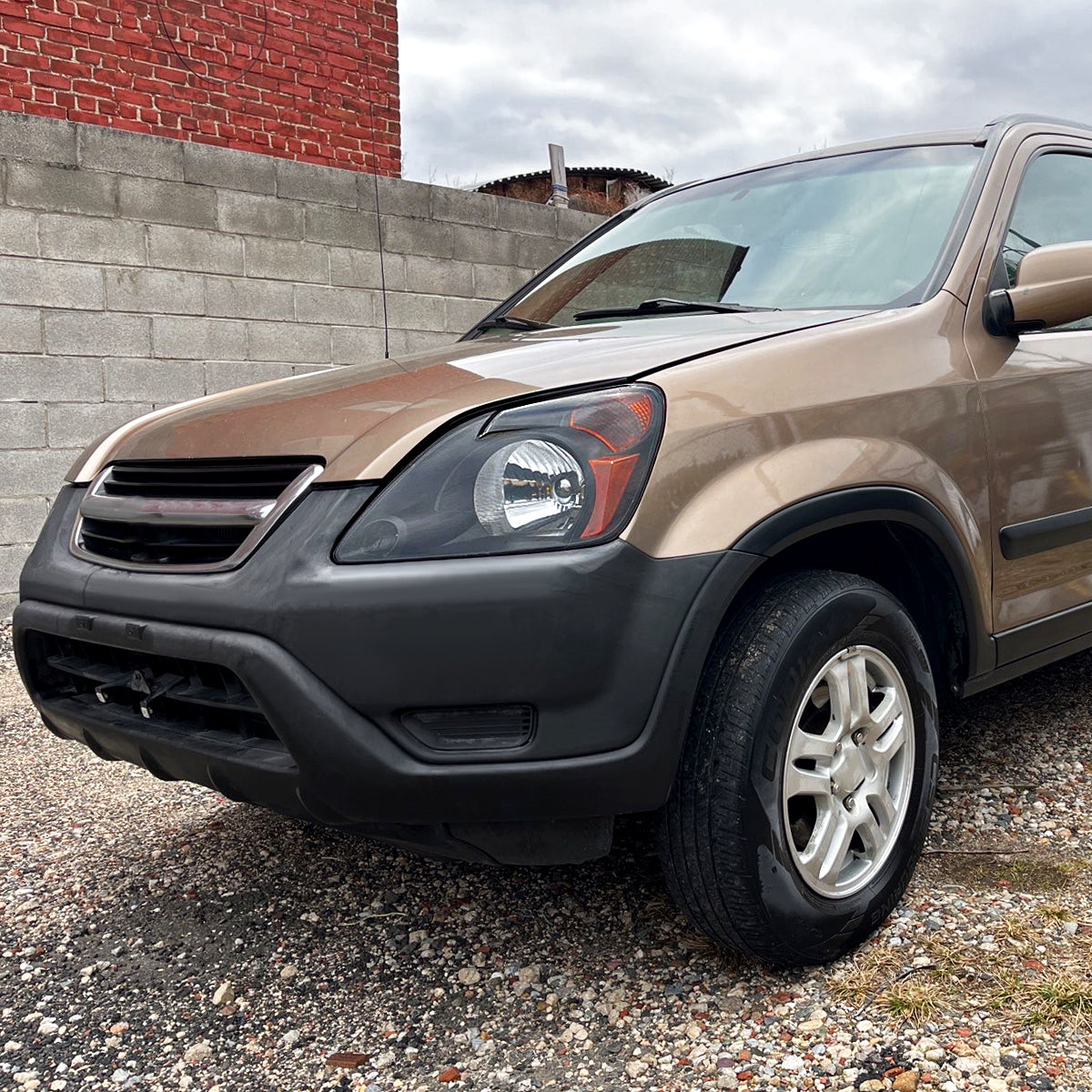 2002-2004 Honda CR-V Factory Style Headlights with Amber Reflector (Matte Black Housing/Clear Lens)
