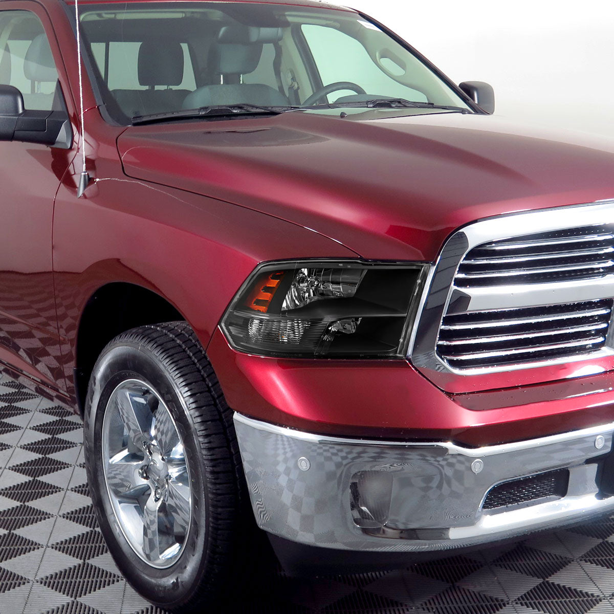 2009-2018 Dodge RAM 1500 / 2019-2021 RAM Classic / 2010-2018 RAM 2500 3500 Factory Quad Style Headlights (Matte Black Housing/Clear Lens)