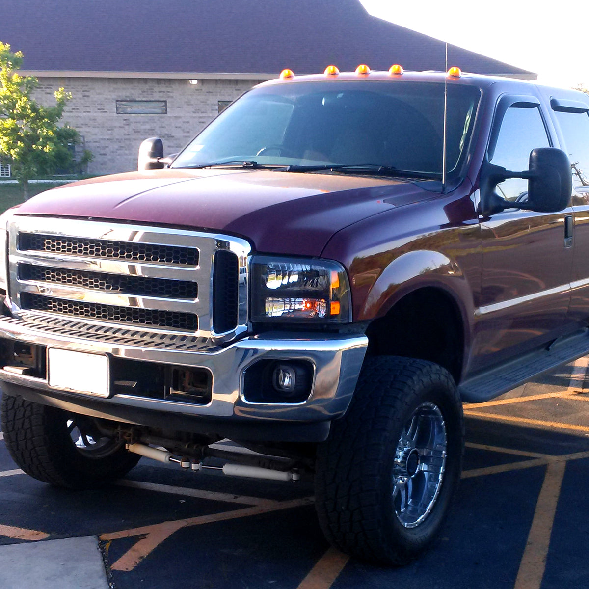 1999-2004 Ford Excursion/F-250/F-350/F-450/F-550 Crystal Headlights (Matte Black Housing/Clear Lens)