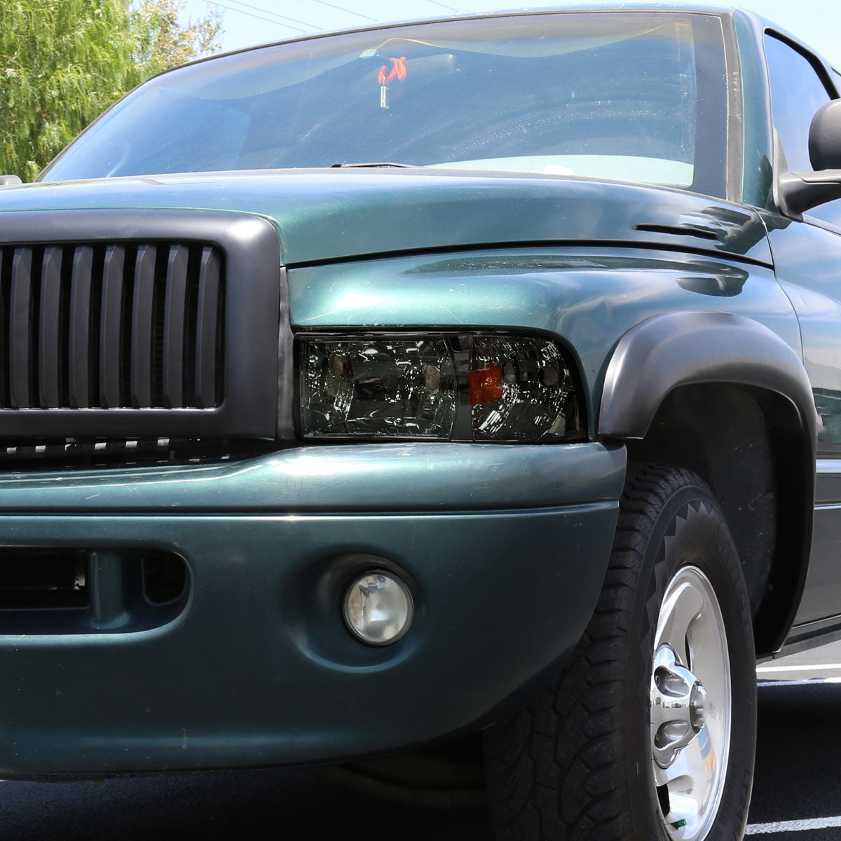 1994-2001 Dodge RAM 1500/ 1994-2002 RAM 2500 3500 Factory Style Headlights (Chrome Housing/Smoked Lens)