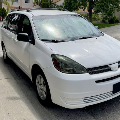 2004-2005 Toyota Sienna Factory Style Headlights w/ Amber Reflector (Chrome Housing/Smoked Lens)