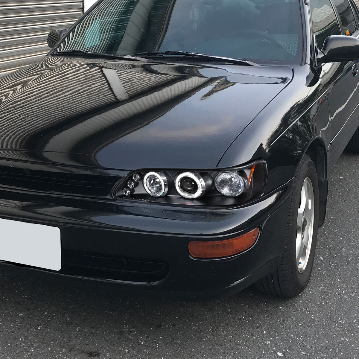 1993-1997 Toyota Corolla Dual Halo Projector Headlights (Matte Black Housing/Clear Lens)