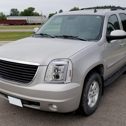 2007-2014 GMC Yukon/XL 1500/XL 2500 Switchback Sequential LED Turn Signal Projector Headlights (Chrome Housing/Clear Lens)
