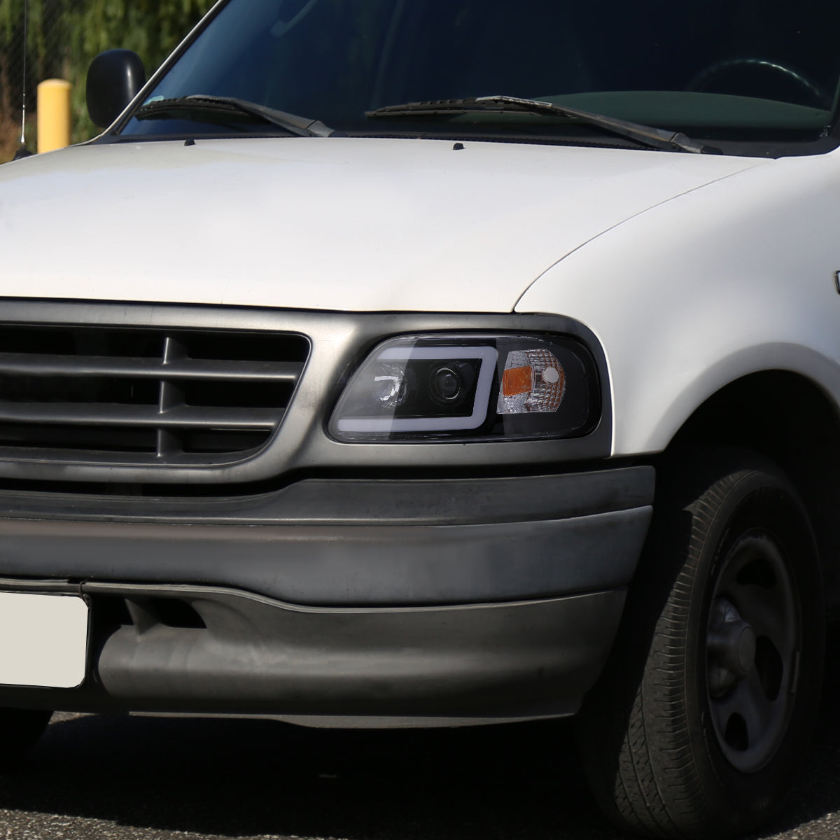 1997-2004 Ford F-150 / 1997-2002 Expedition LED C-Bar Projector Headlights (Glossy Black Housing/Smoked Lens)