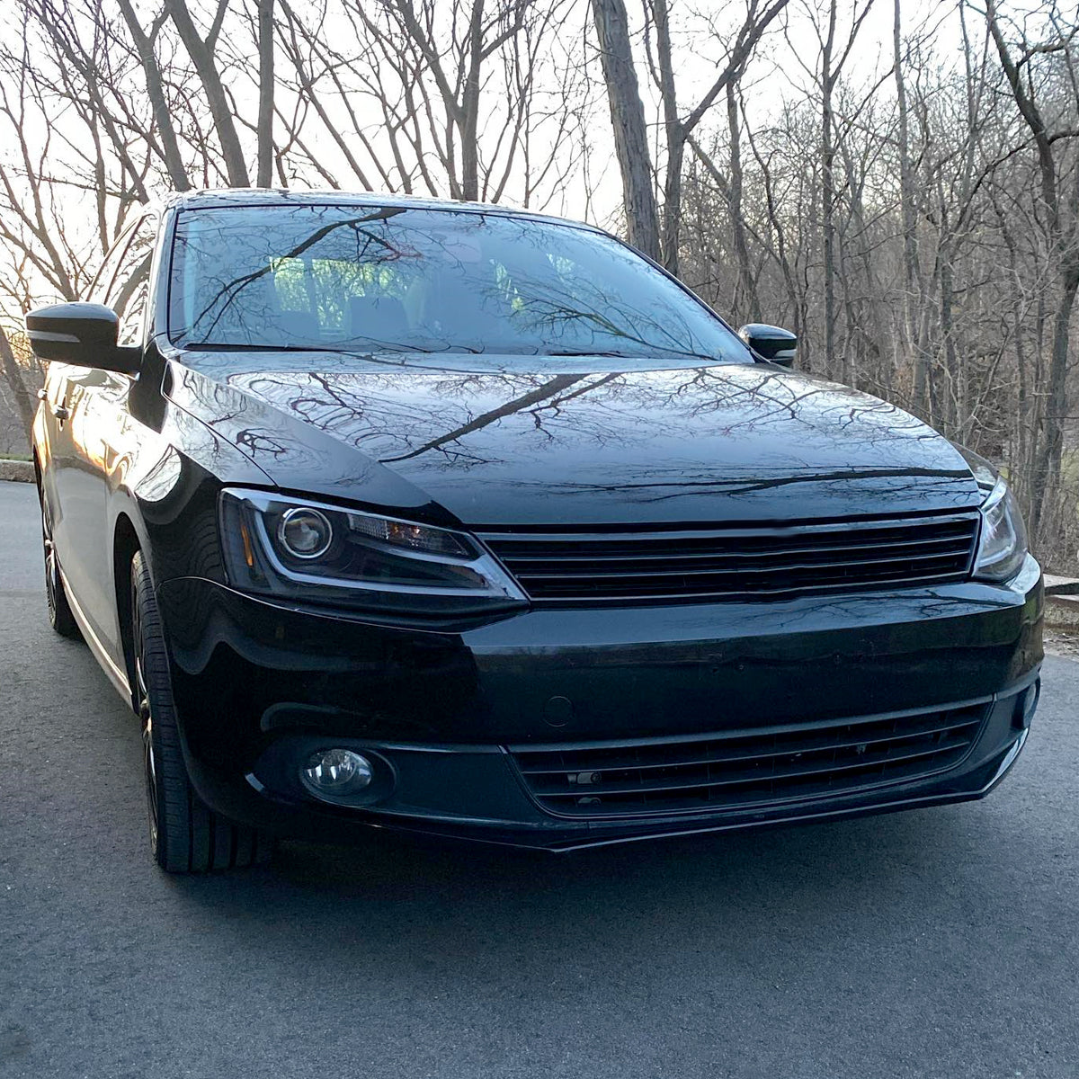 2011-2018 Volkswagen Jetta MK6 LED Bar Projector Headlights (Matte Black Housing/Clear Lens)