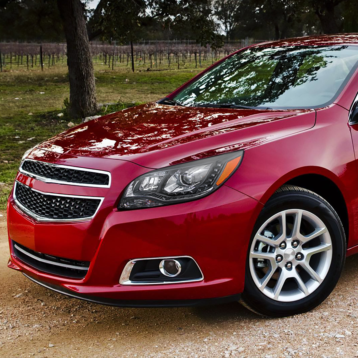 2013-2015 Chevrolet Malibu Projector Headlights (Matte Black Housing/Clear Lens)