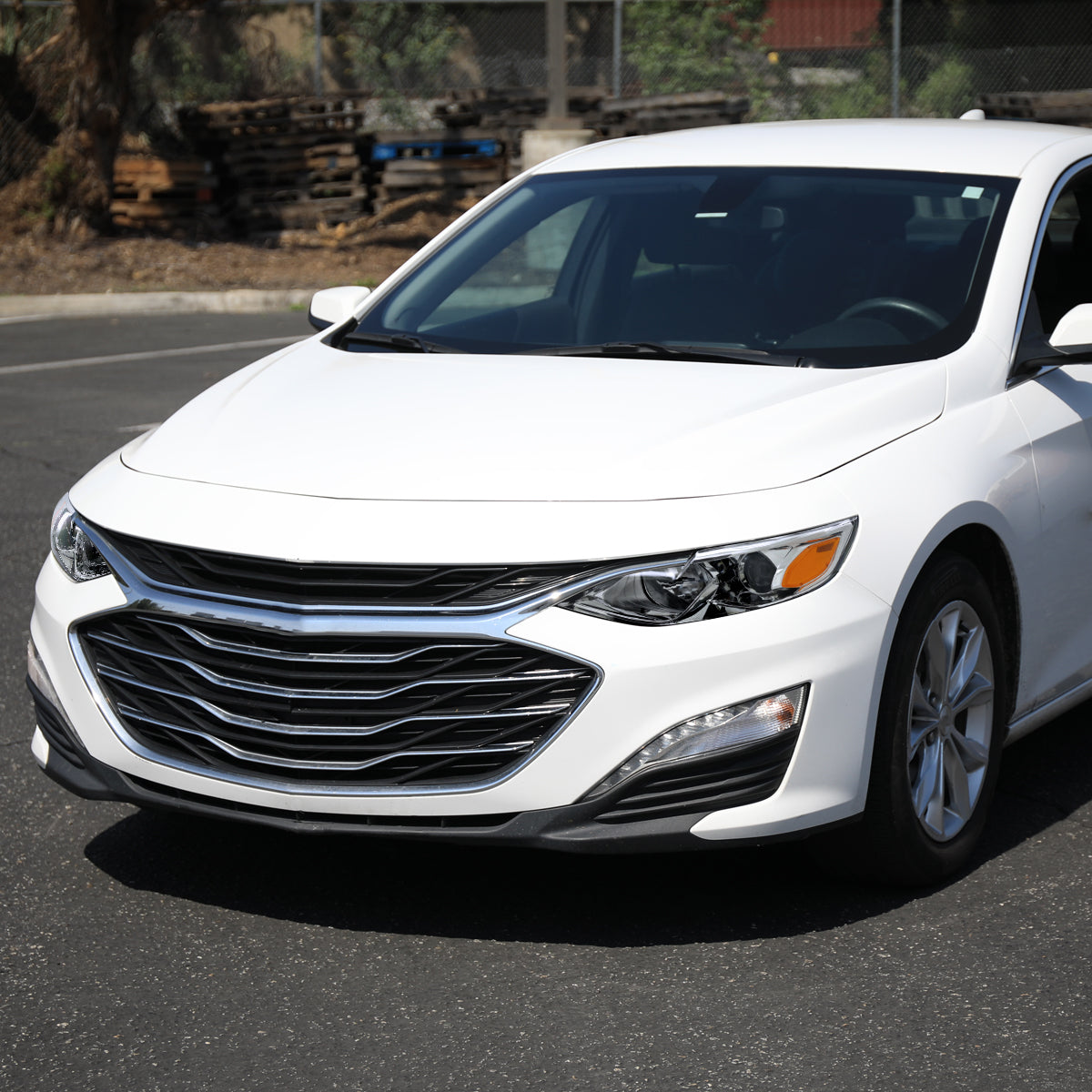 2019-2024 Chevrolet Malibu Factory Style Projector Headlights (Chrome Housing/Clear Lens)