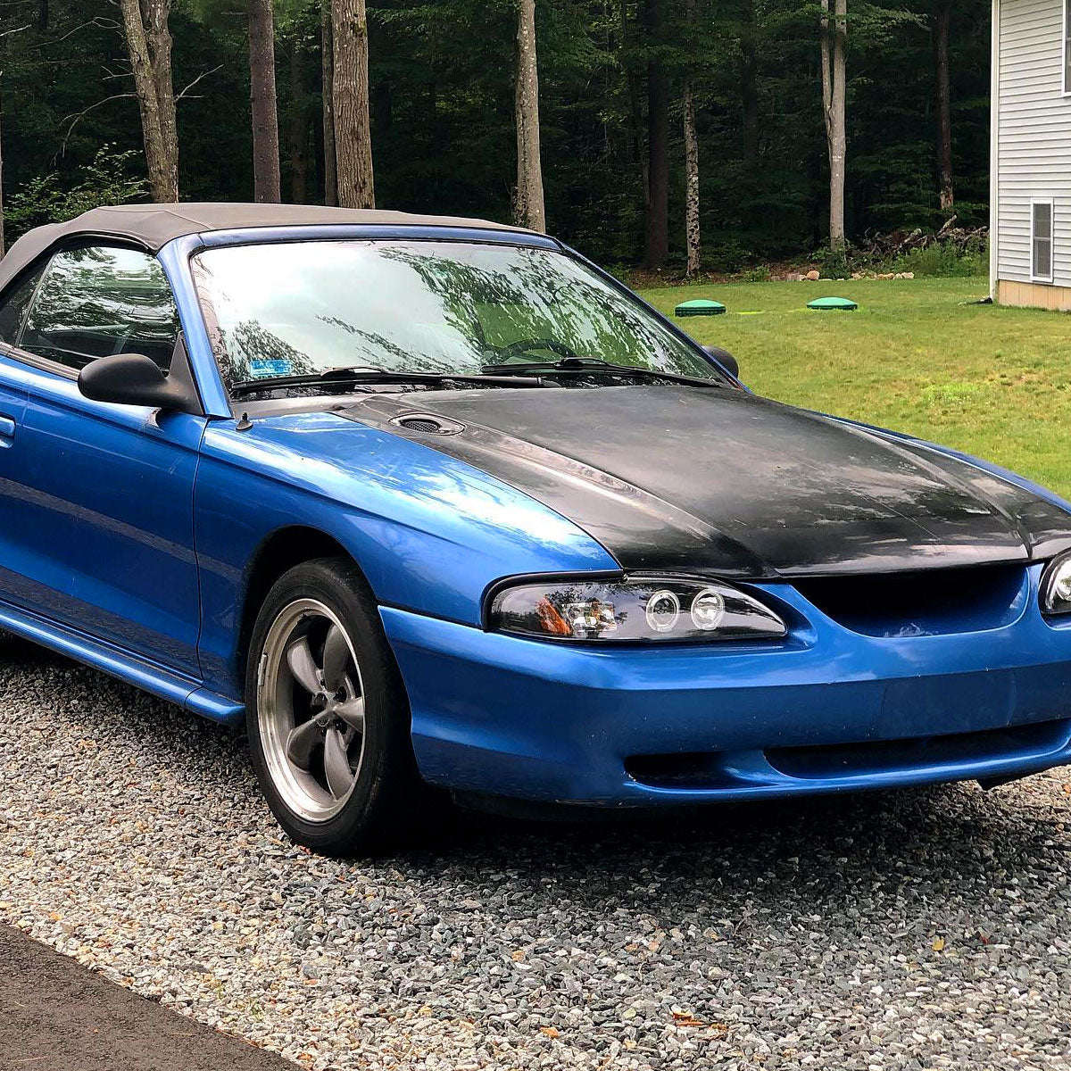 1994-1998 Ford Mustang Dual Halo Projector Headlights (Matte Black Housing/Clear Lens)