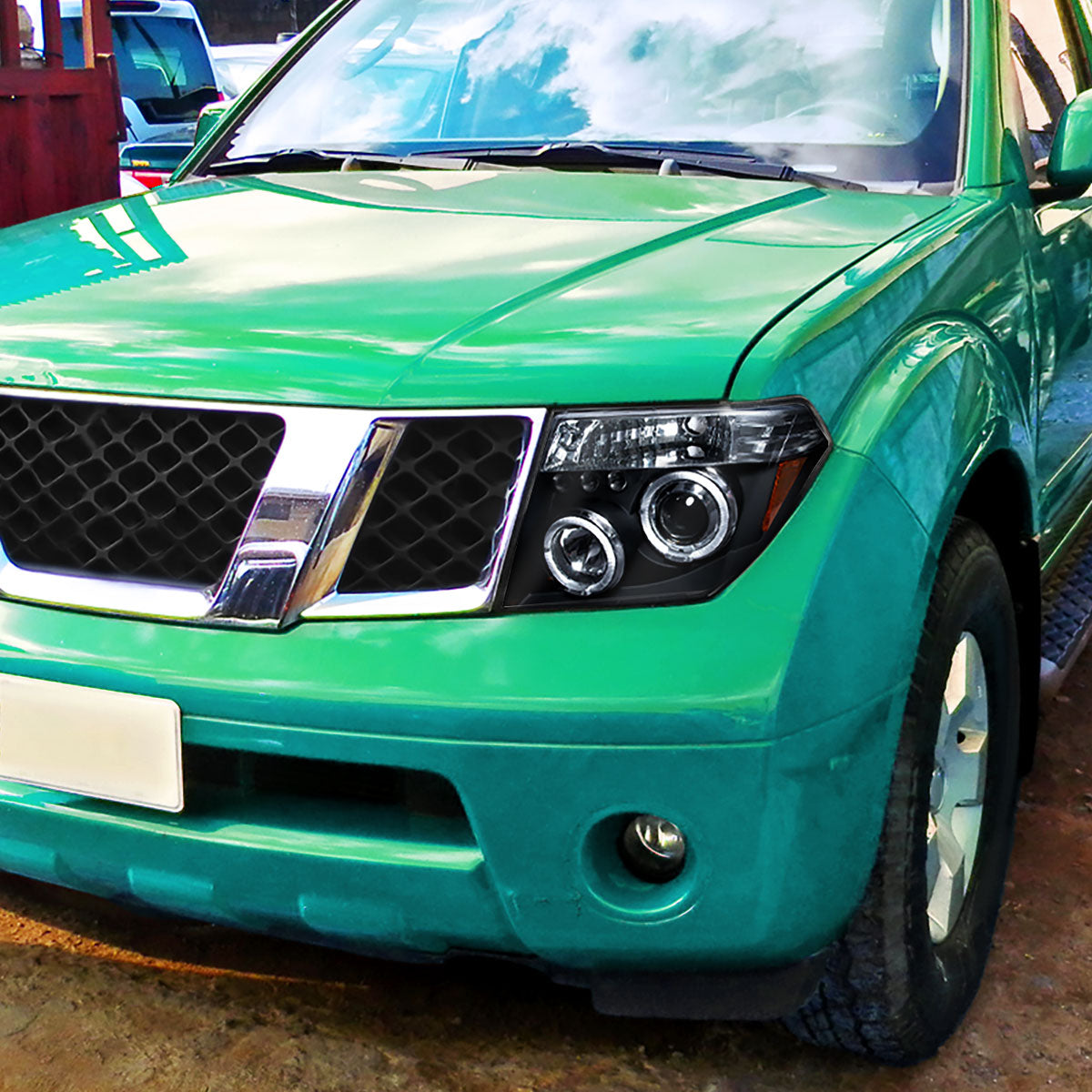 2005-2007 Nissan Pathfinder/ 2005-2008 Frontier Dual Halo Projector Headlights (Matte Black Housing/Clear Lens)
