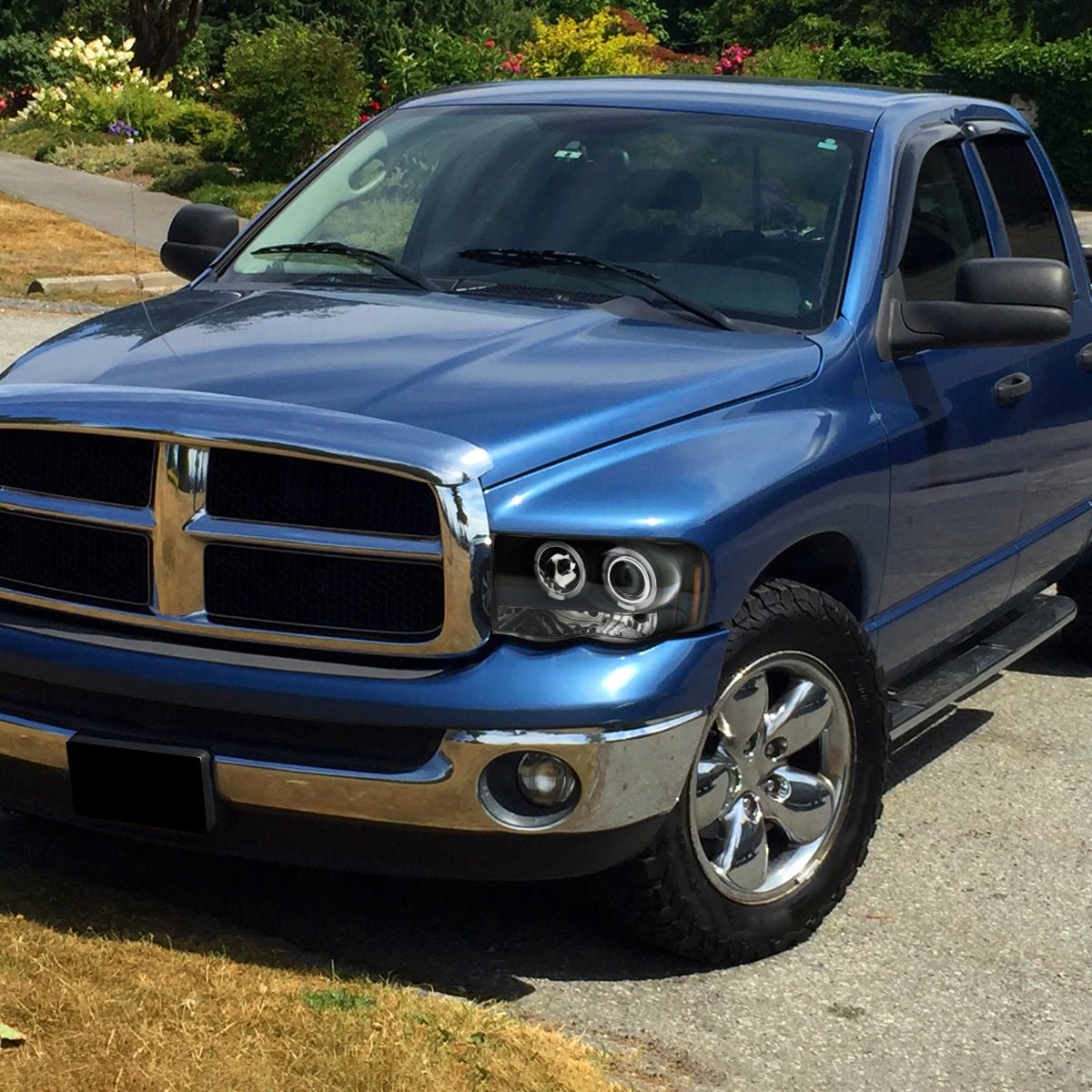 2002-2005 Dodge RAM 1500/ 2003-2005 RAM 2500 3500 Dual Halo Projector Headlights (Matte Black Housing/Clear Lens)