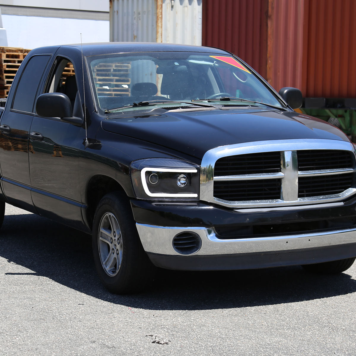 2006-2008 Dodge RAM 1500/ 2006-2009 2500 3500 Switchback LED C-Bar Projector Headlights (Matte Black Housing/Clear Lens)