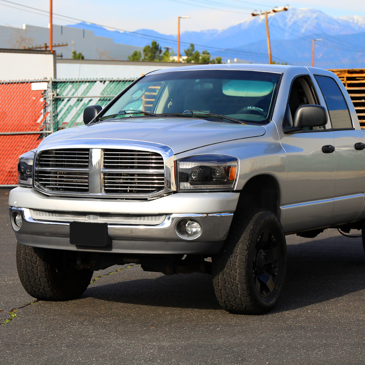 2006â€“2008 Dodge RAM 1500 / 2006â€“2009 RAM 2500 3500 Projector Headlights with Switchback LED Strips, Sequential Turn Signals, DRL & Startup Animation (Black Housing / Clear Lens)