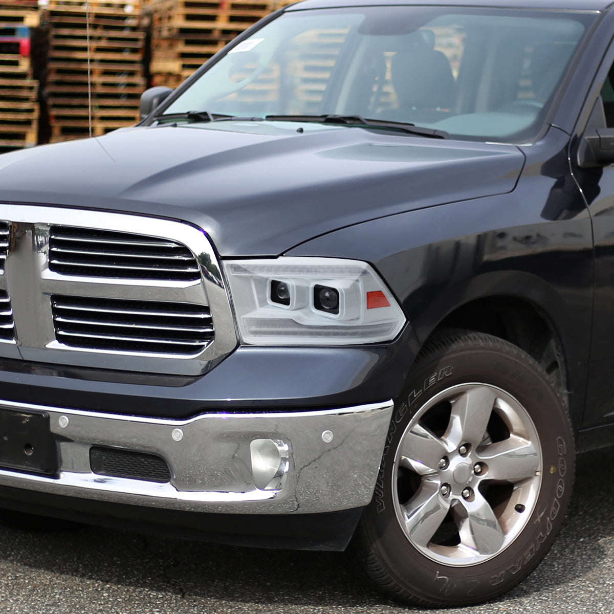 2009-2018 Dodge RAM 1500/2019-2021 RAM Classic/2010-2018 RAM 2500/3500 Switchback Sequential Projector Headlights (White Housing/Clear Lens)