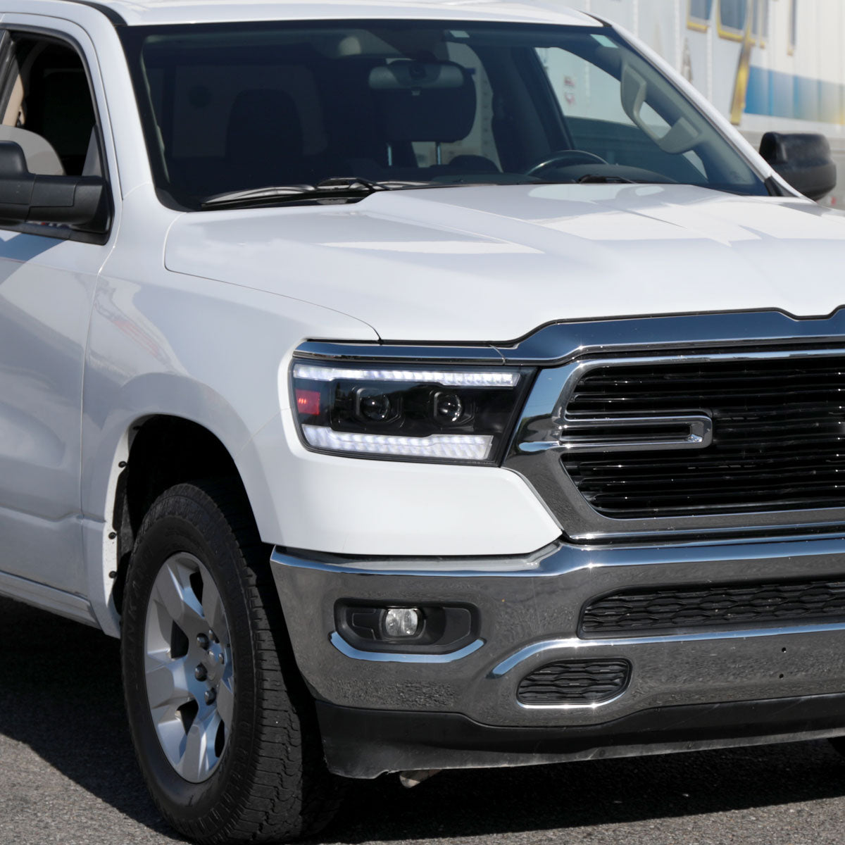 2019-2024 Dodge RAM 1500 Switchback Sequential LED Turn Signal Projector Headlights (Matte Black Housing/Clear Lens)