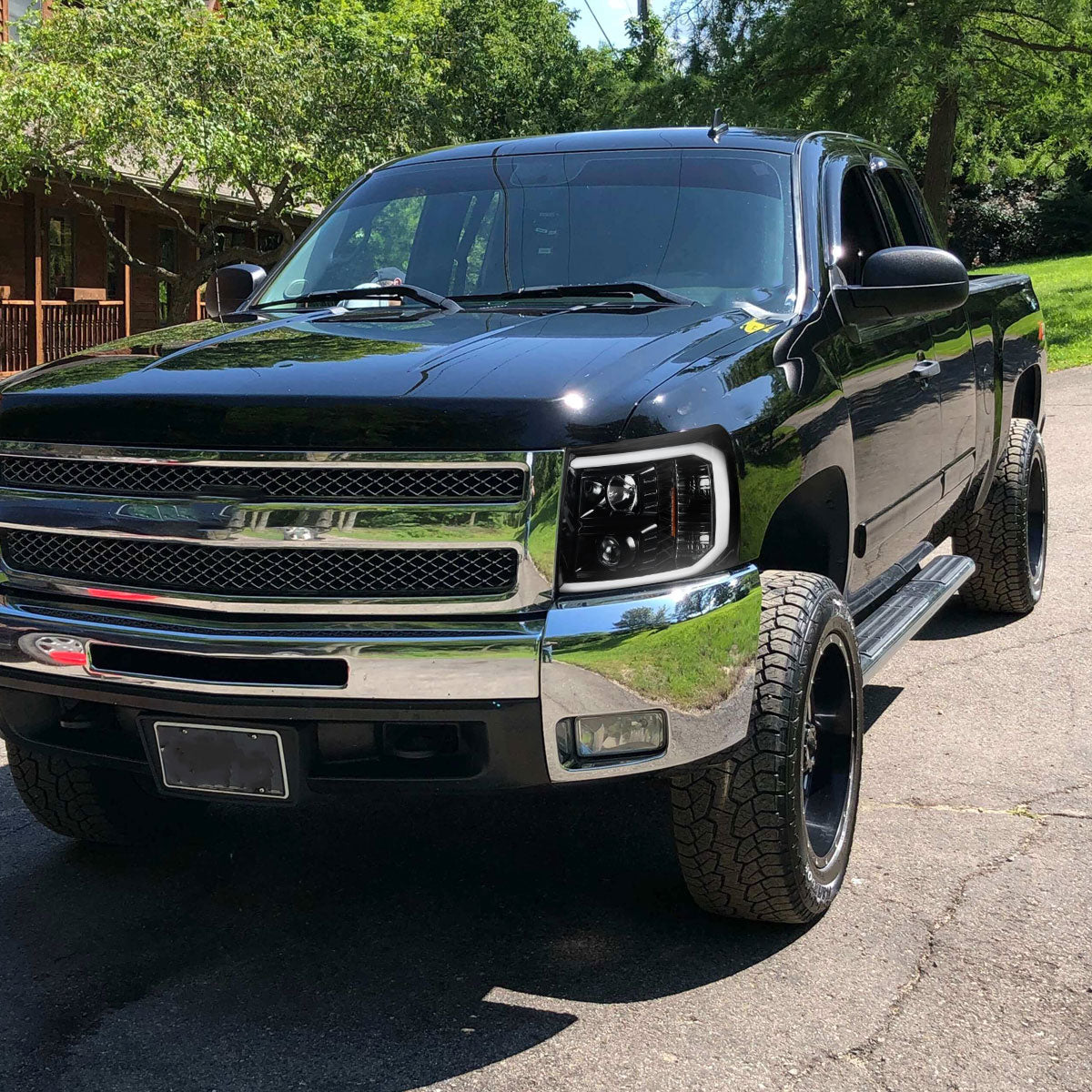 2007-2014 Chevrolet Silverado 1500/2500HD/3500HD LED C-Bar Projector Headlights (Jet Black Housing/Clear Lens)