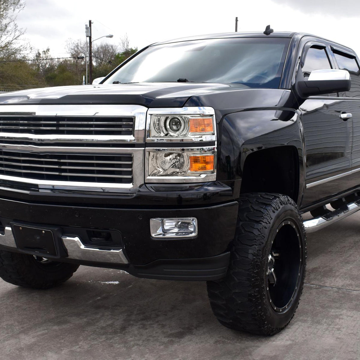 2014-2015 Chevrolet Silverado 1500 Projector Headlights (Chrome Housing/Clear Lens)