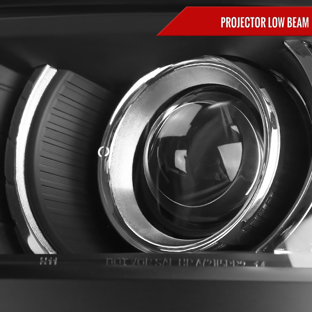 2014-2015 Chevrolet Silverado 1500 Projector Headlights (Matte Black Housing/Clear Lens)