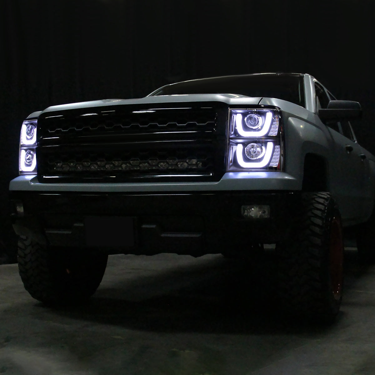 2014-2015 Chevrolet Silverado 1500 LED U-Bar Projector Headlights w/ LED Turn Signal Lights (Matte Black Housing/Clear Lens)