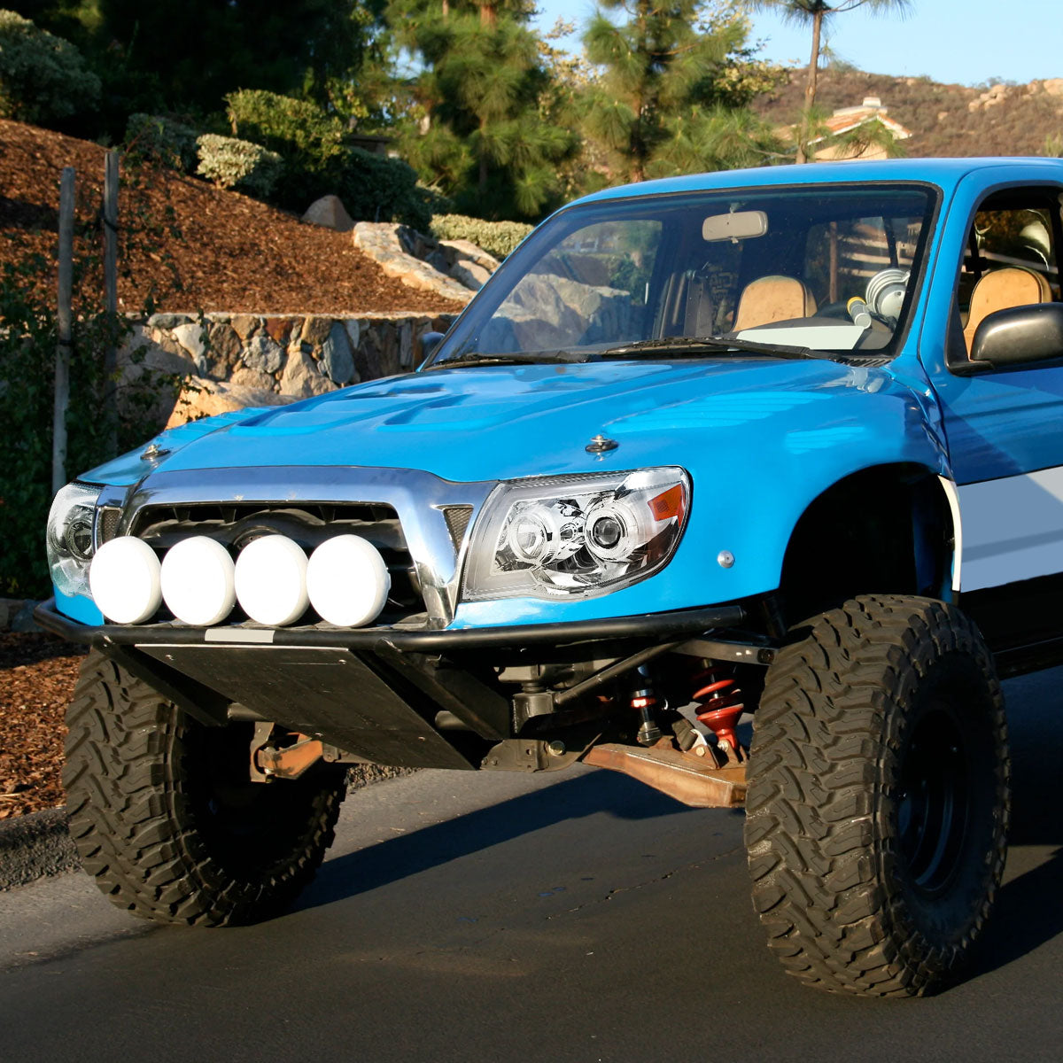 2005-2011 Toyota Tacoma LED Bar Projector Headlights w/ Sequential Turn Signal Lights (Chrome Housing/Clear Lens)