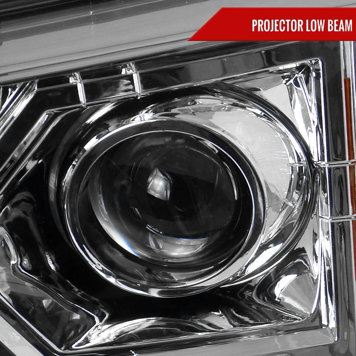 2002-2009 Chevrolet Trailblazer Projector Headlights w/ LED Light Strip (Chrome Housing/Clear Lens)