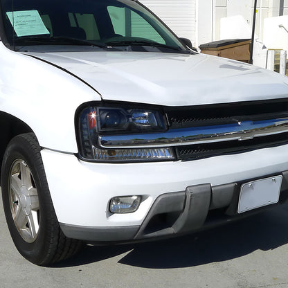 2002-2009 Chevrolet Trailblazer Projector Headlights w/ LED Light Strip (Matte Black Housing/Clear Lens)