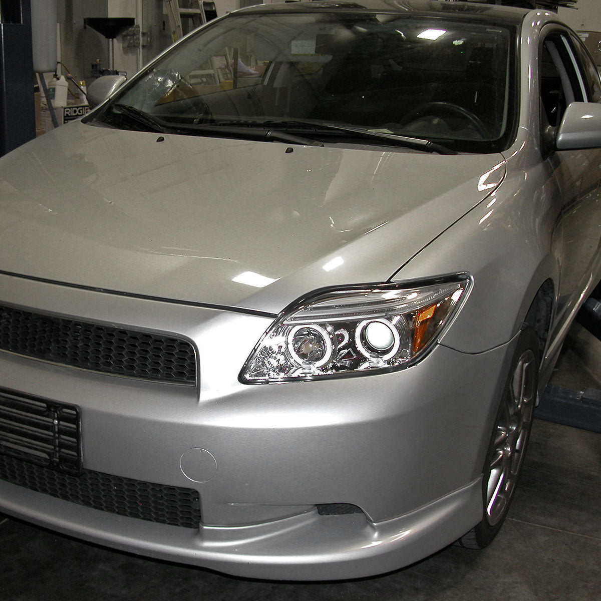 2005-2010 Scion tC Dual Halo Projector Headlights (Chrome Housing/Clear Lens)