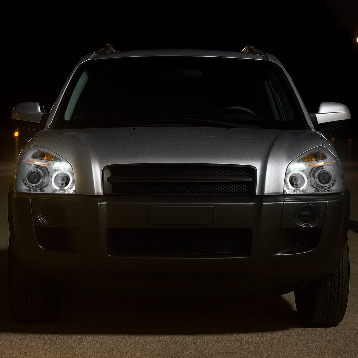 2005-2009 Hyundai Tucson Single Halo Projector Headlights (Chrome Housing/Clear Lens)