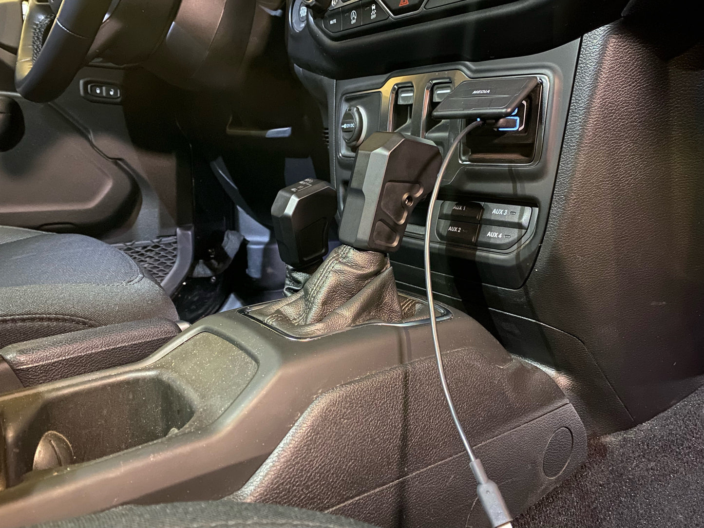 V3 Shift Knob - Automatic Wrangler JL Set - Black
