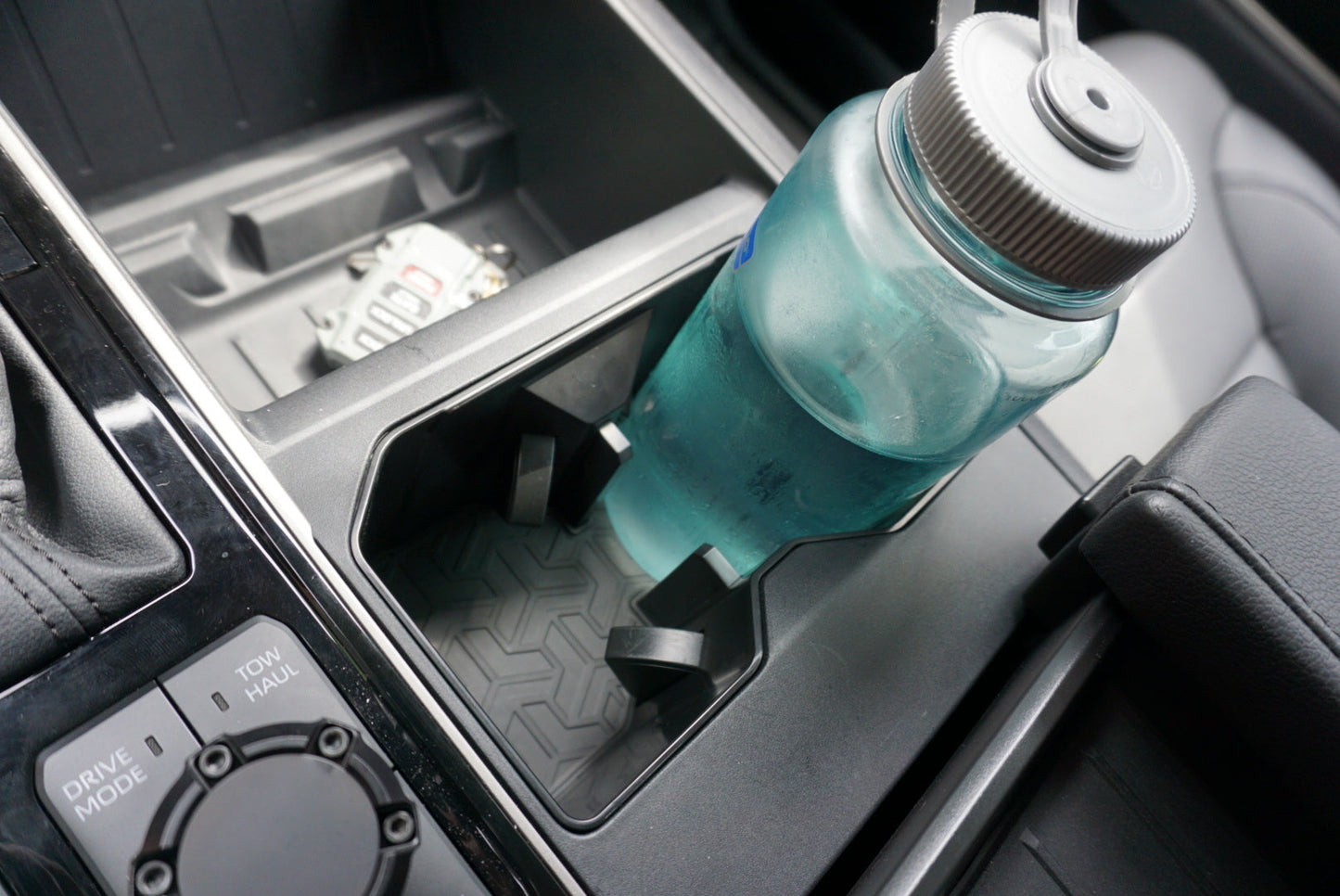 Oversize Cup Holder (2022+ Tundra) - LUNAR ROCK