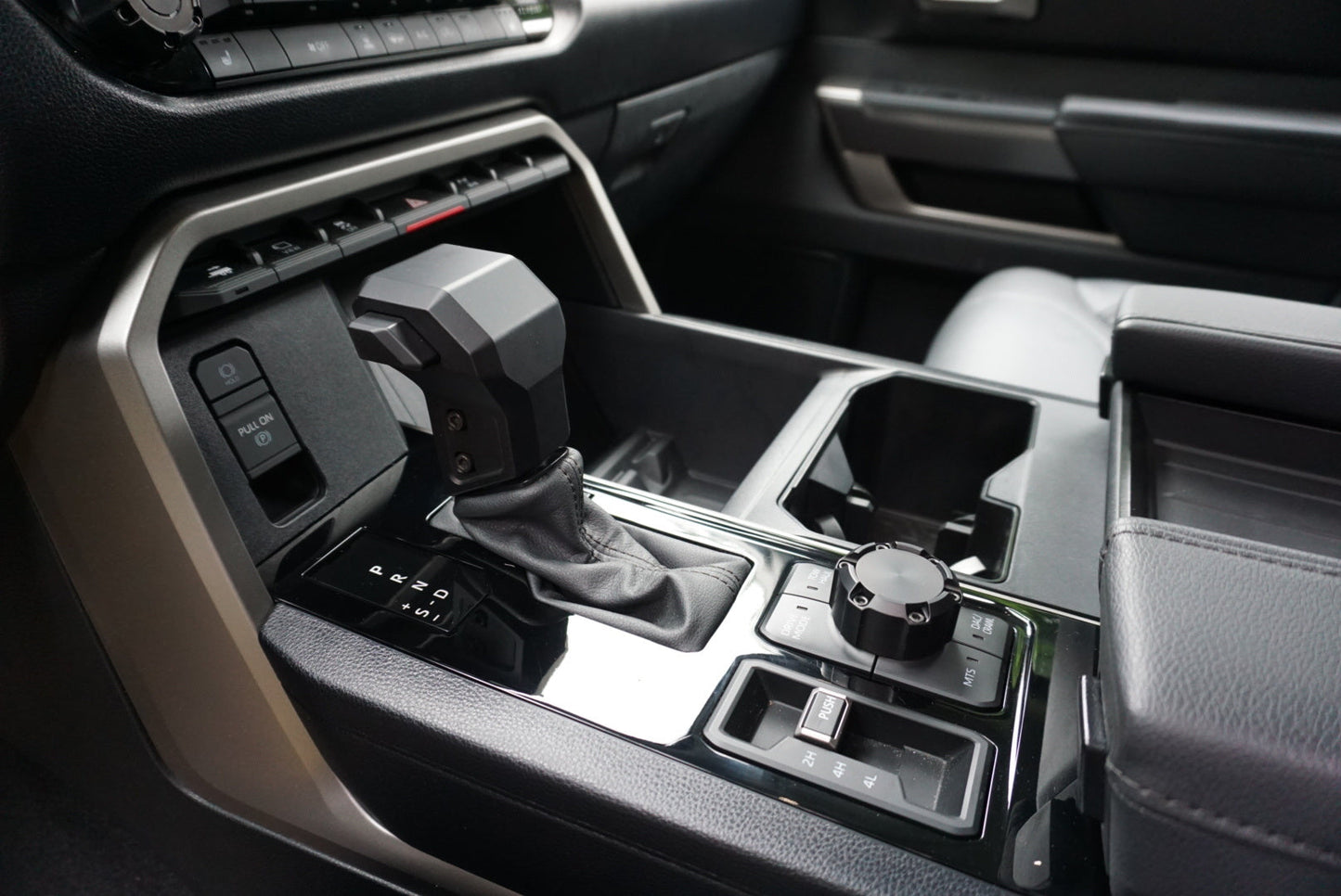 Shift Knob (2022+ Tundra / 2024+ Tacoma) - BLACK