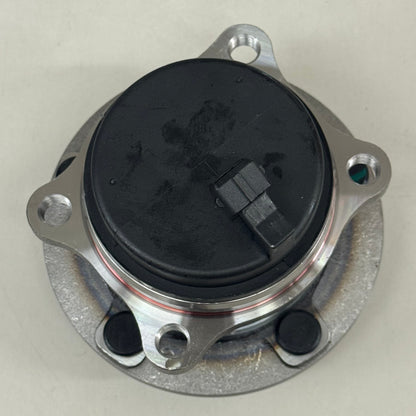 GSP Wheel Bearing & Hub Assembly Replacement Part For Kia & Hyundai 373326 (Distressed Packaging)