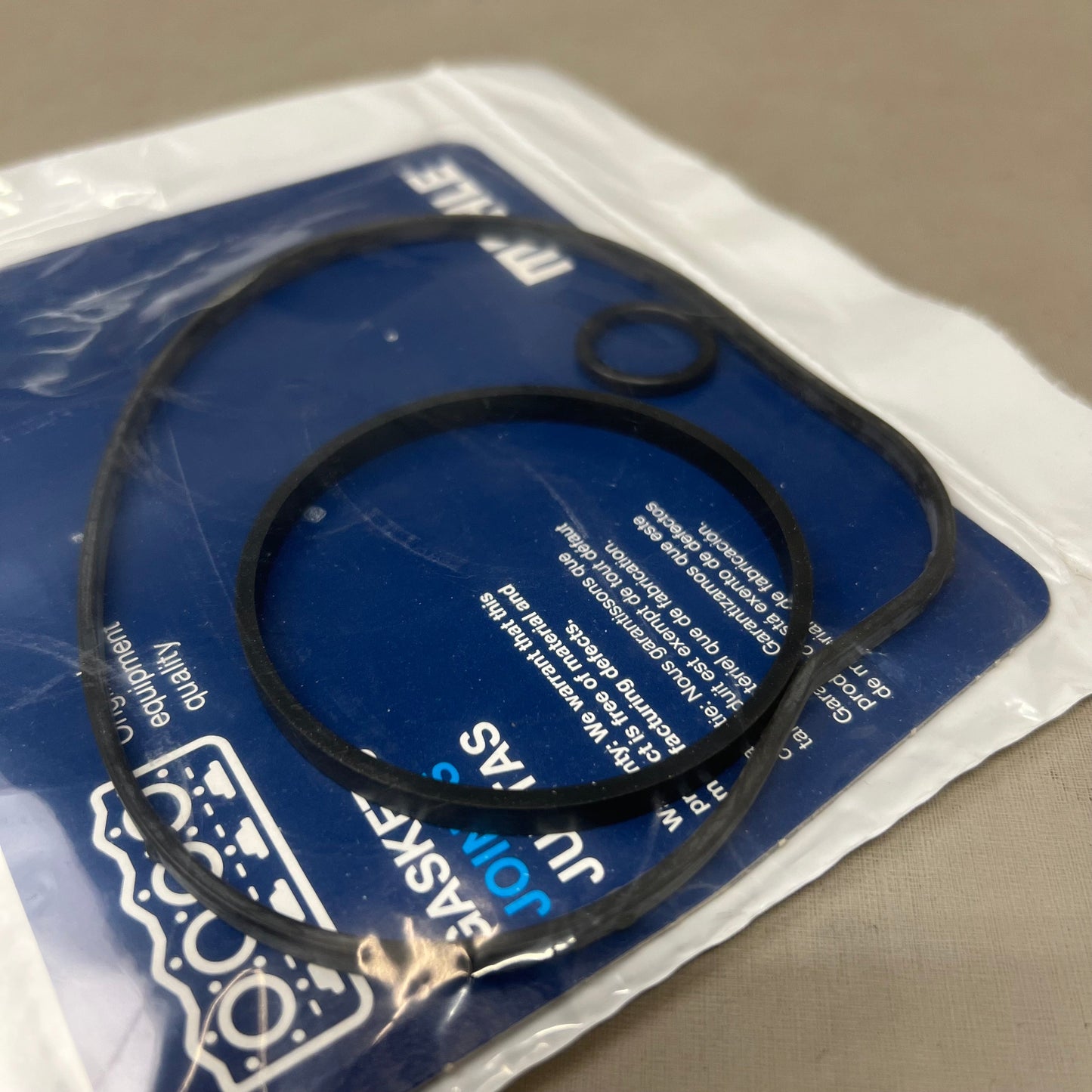 MAHLE Engine Water Pump Gasket For BMW Black GS33634