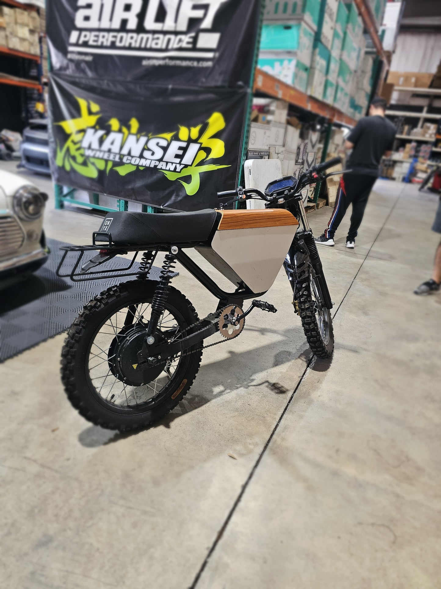 ONYX RCR ELECTRIC BIKE OFF ROAD EDITION (DEMO)