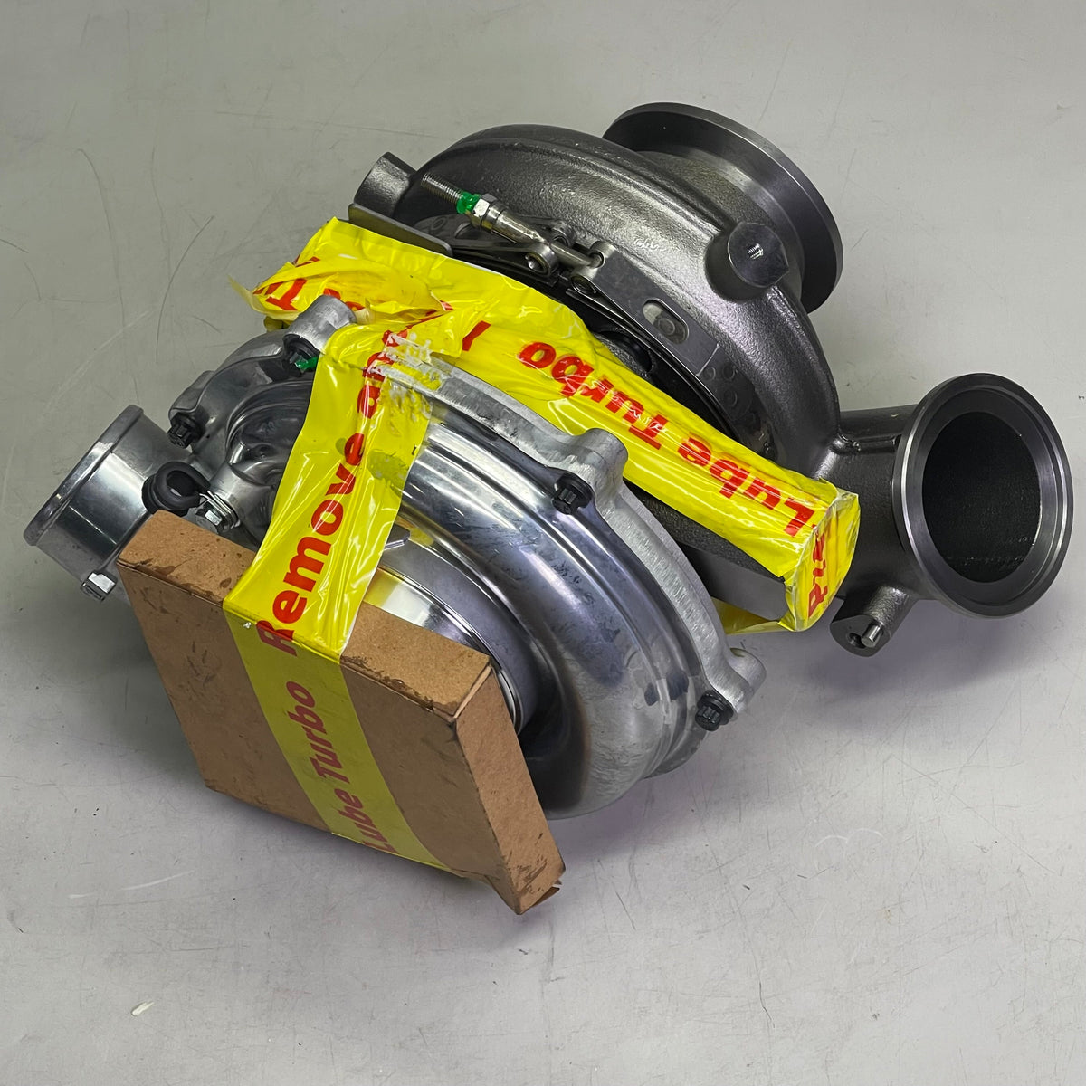 OE-TURBOPOWER Turbocharger For Ford F-250, 350, 450 Super Duty Steel D1004 Remanufactured
