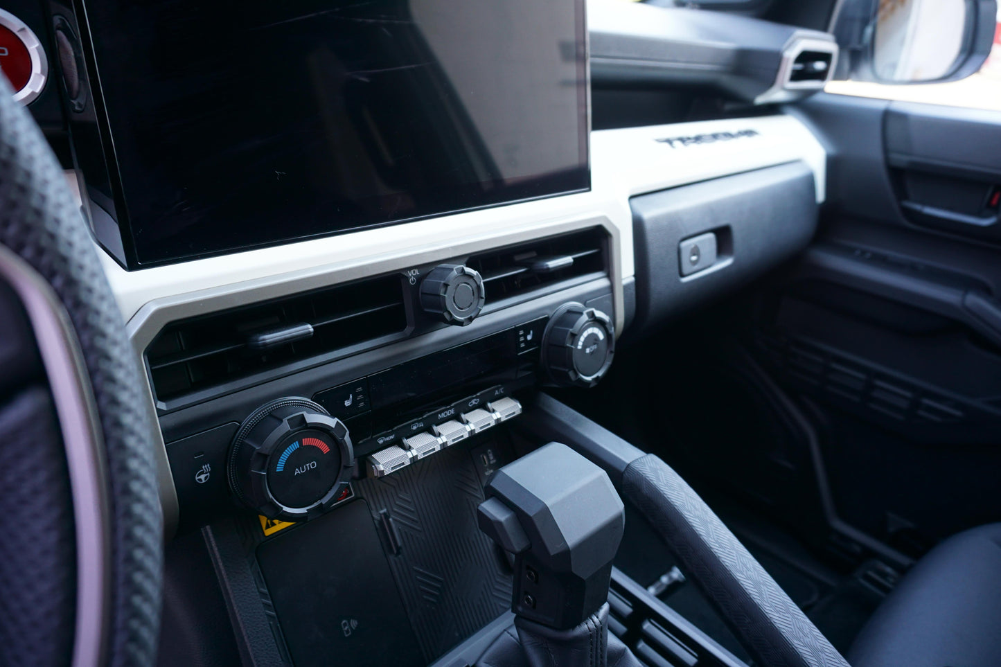 V2 Radio Knob + Drive Mode Knob + Climate Knobs (2024+ Tacoma / 2025+ 4Runner) - BLACK