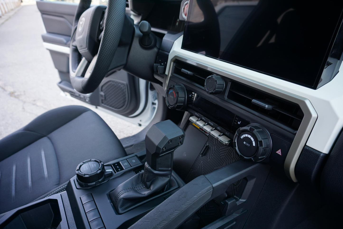 V2 Radio Knob + Drive Mode Knob + Climate Knobs (2024+ Tacoma / 2025+ 4Runner) - BLACK