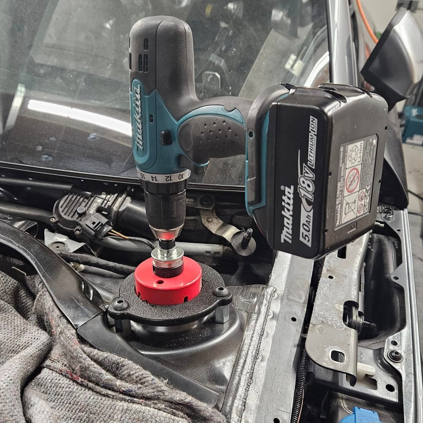 Strut Tower Drilling Guide for MQB / MQB EVO - VW / Audi