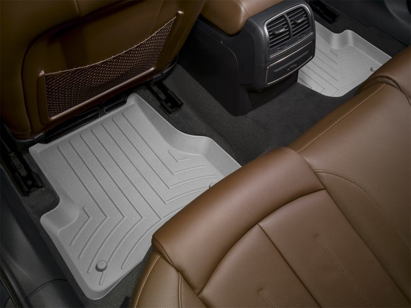 WeatherTech 01-06* Sierra Silverado 2500/3500 Extended Cab Classic Rear FloorLiner - Grey